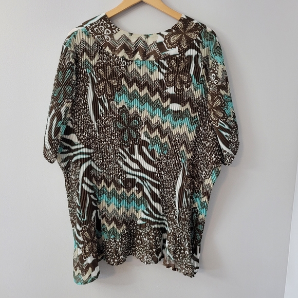 Women's Button Front Short Sleeve Crepe Blouse  Sz 3x - Picture 6 of 8